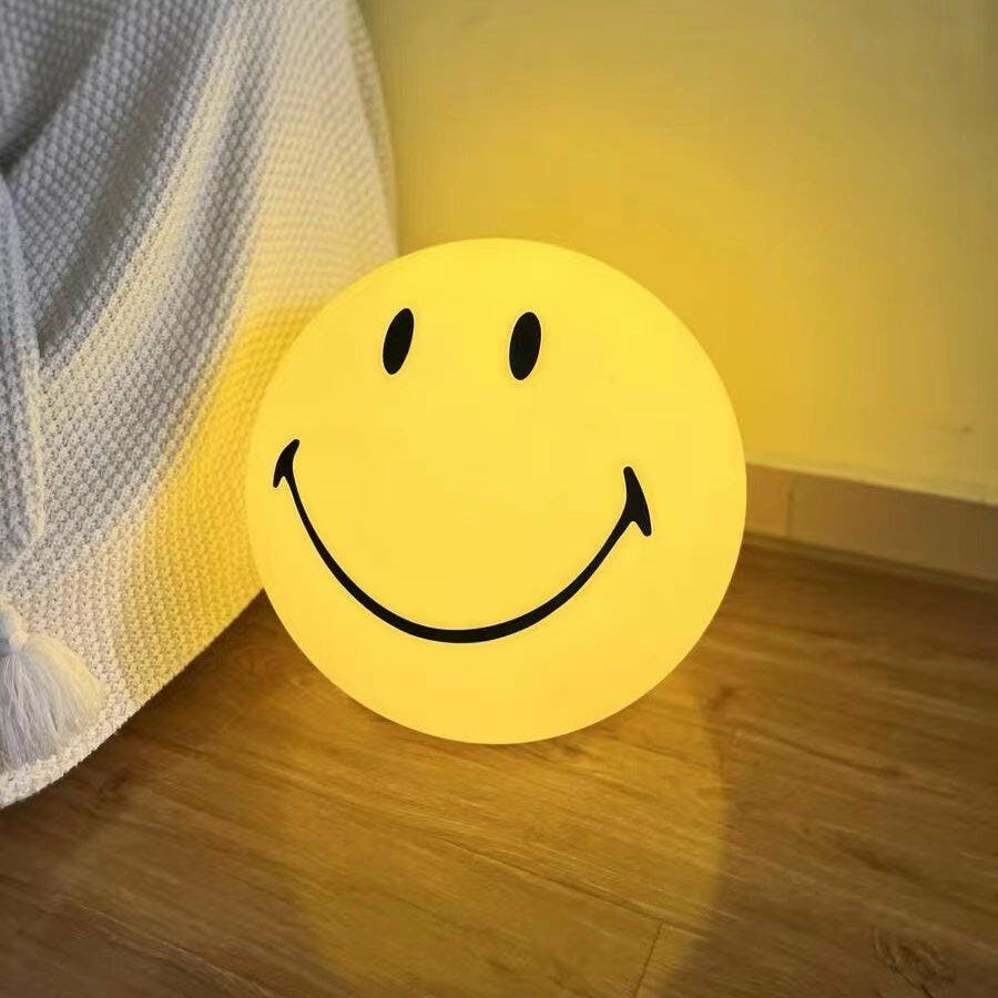 Geel Smiley LED Tafellamp